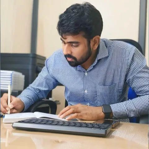 CA Ramu Naidu, Compliance & Financial Advisor at Jedhru